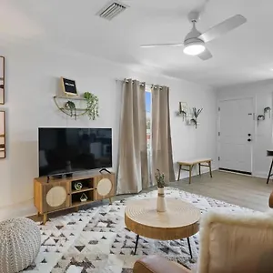Boho Inspired In The Heart Of Bay! Tampa